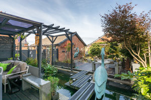 Photo 26- click for photo gallery